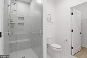 5518 Topaz Ln, Bethesda, MD 20816 - Photo 23