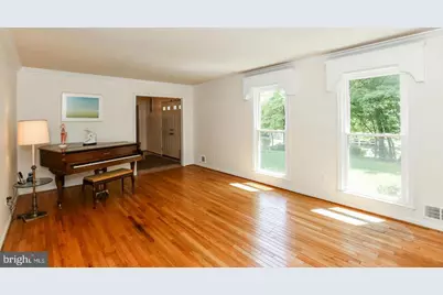 8712 Seven Locks Road, Bethesda, MD 20817 - Photo 5