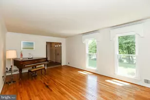 8712 Seven Locks Rd, Bethesda, MD 20817 - Photo 5