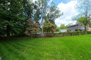 11706 Hatcher Pl, Silver Spring, MD 20902 - Photo 21