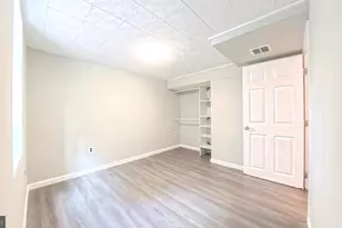 11706 Hatcher Pl, Silver Spring, MD 20902 - Photo 17