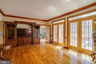 30 Piney Meetinghouse Ct, Potomac, MD 20854 - Photo 15