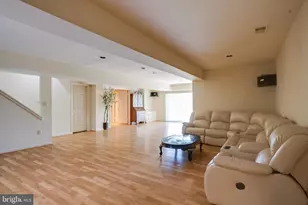30 Piney Meetinghouse Ct, Potomac, MD 20854 - Photo 61