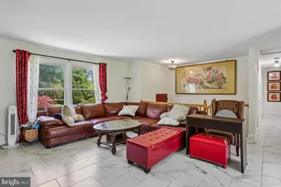 9704 Sunset Drive, Rockville, MD 20850 - Photo 3