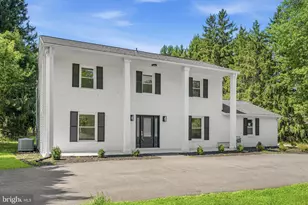 9828 Watts Branch Dr, Rockville, MD 20850 - Photo 43