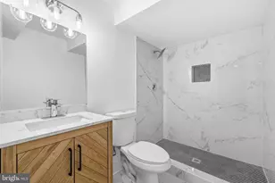 9828 Watts Branch Dr, Rockville, MD 20850 - Photo 39