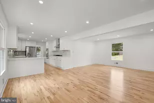 9828 Watts Branch Dr, Rockville, MD 20850 - Photo 9