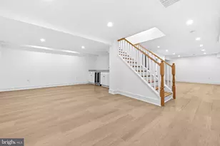 9828 Watts Branch Dr, Rockville, MD 20850 - Photo 33