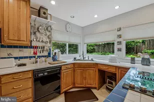 22 Bannister Ct, Gaithersburg, MD 20879 - Photo 13