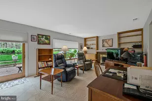 22 Bannister Ct, Gaithersburg, MD 20879 - Photo 17