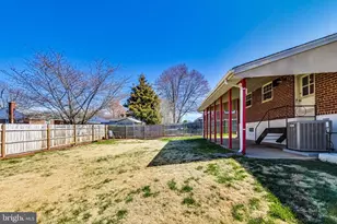 4617 Creek Shore Dr, Rockville, MD 20852 - Photo 39