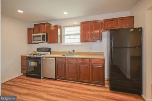 8812 Alliston Hollow Way, Gaithersburg, MD 20879 - Photo 7