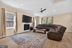 15108 Winesap Dr, North Potomac, MD 20878 - Photo 7
