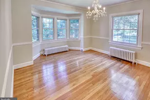 6912 Oakridge Ave, Chevy Chase, MD 20815 - Photo 3
