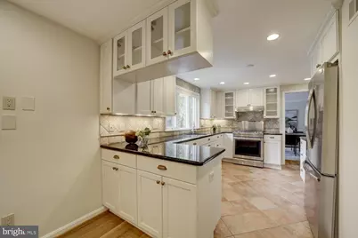 1112 Fallsmead Way, Potomac, MD 20854 - Photo 13