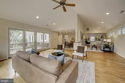 1112 Fallsmead Way, Potomac, MD 20854 - Photo 7