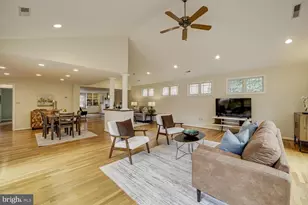 1112 Fallsmead Way, Potomac, MD 20854 - Photo 5