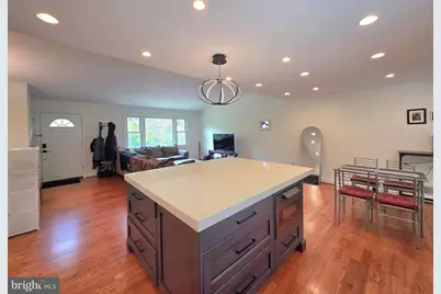 8300 Beech Tree Road, Bethesda, MD 20817 - Photo 5