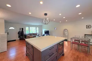 8300 Beech Tree Rd, Bethesda, MD 20817 - Photo 5