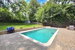 8300 Beech Tree Rd, Bethesda, MD 20817 - Photo 29