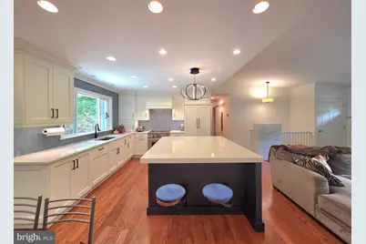 8300 Beech Tree Road, Bethesda, MD 20817 - Photo 7