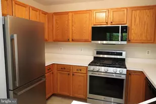 13109 Millhaven Pl, Germantown, MD 20874 - Photo 11