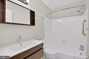 13601 Valley Dr, Rockville, MD 20850 - Photo 19