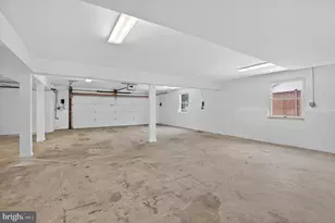 13601 Valley Dr, Rockville, MD 20850 - Photo 29