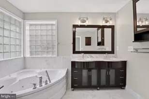 13601 Valley Dr, Rockville, MD 20850 - Photo 15