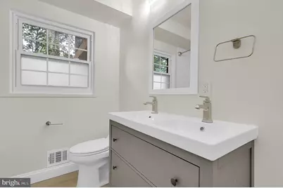 8407 Hartford Avenue, Silver Spring, MD 20910 - Photo 21