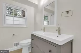 8407 Hartford Ave, Silver Spring, MD 20910 - Photo 21