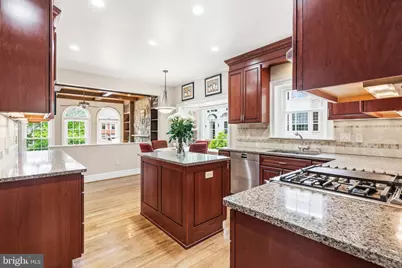 8015 Quarry Ridge Way, Bethesda, MD 20817 - Photo 15