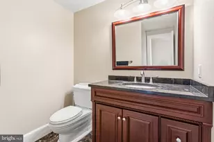 8015 Quarry Ridge Way, Bethesda, MD 20817 - Photo 25
