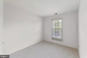 10131 Treble Ct, Rockville, MD 20850 - Photo 15