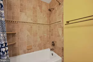 13105 Jingle Ln, Silver Spring, MD 20906 - Photo 19