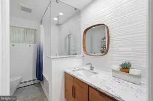 9228 Farnsworth Dr, Potomac, MD 20854 - Photo 27