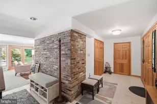 9228 Farnsworth Dr, Potomac, MD 20854 - Photo 43