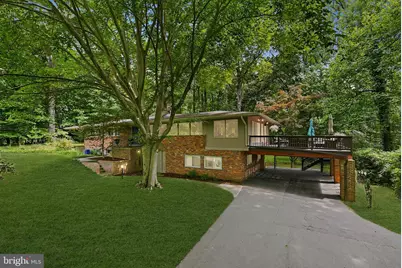 9228 Farnsworth Drive, Potomac, MD 20854 - Photo 39