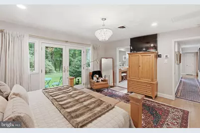 9228 Farnsworth Drive, Potomac, MD 20854 - Photo 19