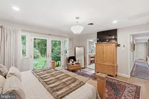 9228 Farnsworth Dr, Potomac, MD 20854 - Photo 19