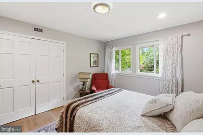 9228 Farnsworth Drive, Potomac, MD 20854 - Photo 25
