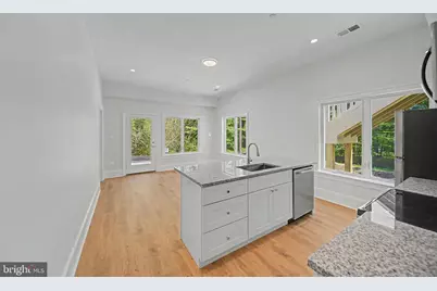 10205 Sorrel Avenue, Potomac, MD 20854 - Photo 5