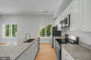 10205 Sorrel Ave, Potomac, MD 20854 - Photo 7
