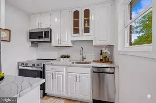 4909 Bangor Dr, Kensington, MD 20895 - Photo 9