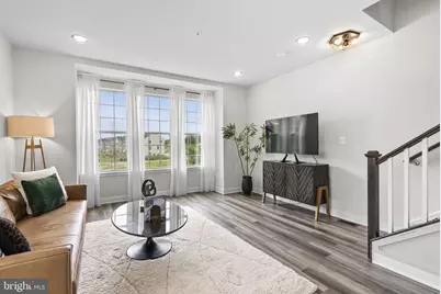 9437 Oak Grove Lane, Montgomery Village, MD 20886 - Photo 5
