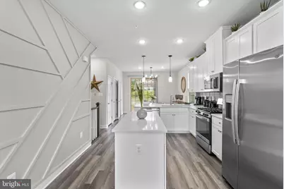 9437 Oak Grove Lane, Montgomery Village, MD 20886 - Photo 11