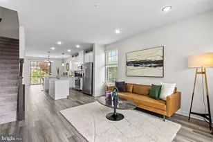9437 Oak Grv Ln, Montgomery Village, MD 20886 - Photo 7
