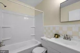 758 West Side Dr, Gaithersburg, MD 20878 - Photo 19