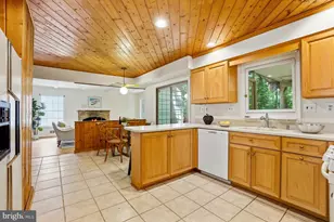 7705 Ivymount Terrace, Rockville, MD 20854 - Photo 13