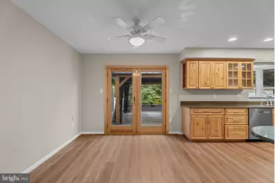 16632 S Westland Drive, Gaithersburg, MD 20877 - Photo 9